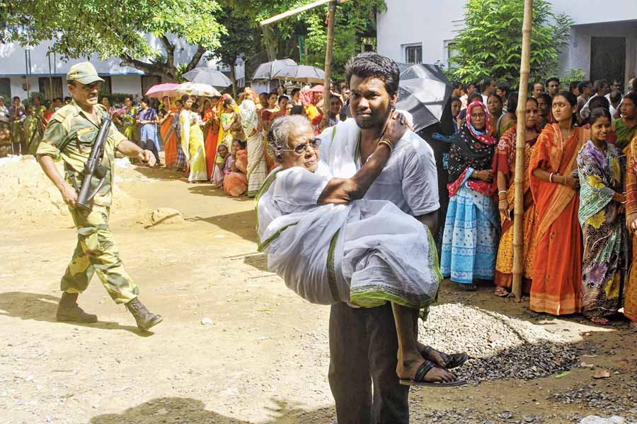 LS Poll in peak of summer Poll season got longer and hotter since 2004