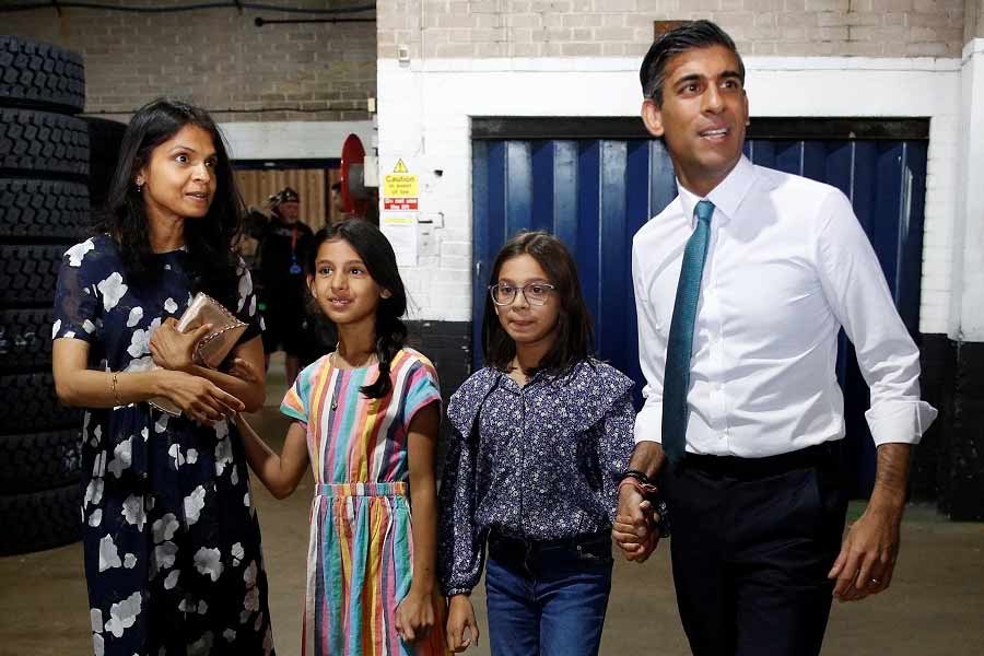 Billionaire Narayana Murthy gifts 4-month old grandson 15 lakh Infosys shares worth 240 crore