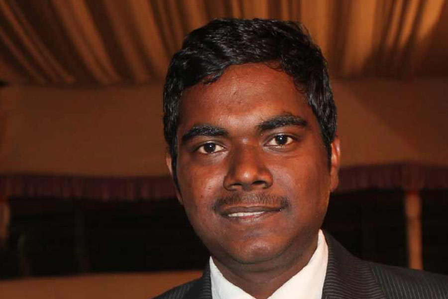 All you need to know about IAS officer, who used to be a cycle mechanic