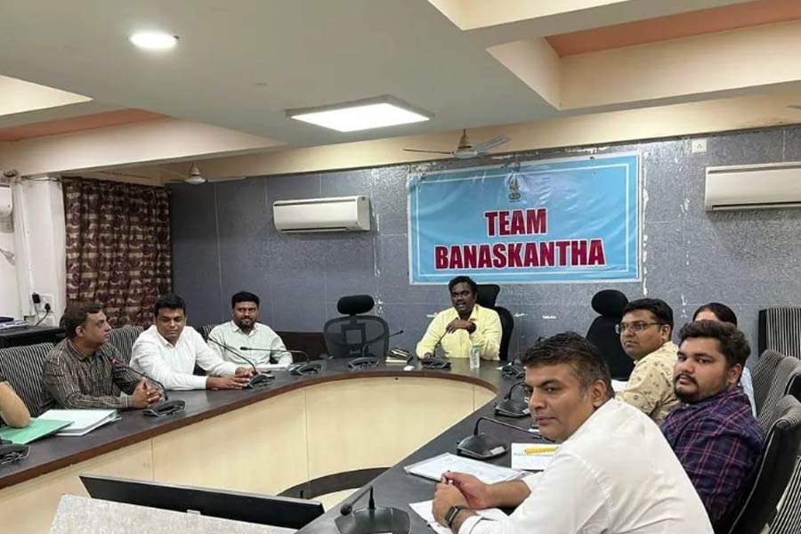 All you need to know about IAS officer, who used to be a cycle mechanic