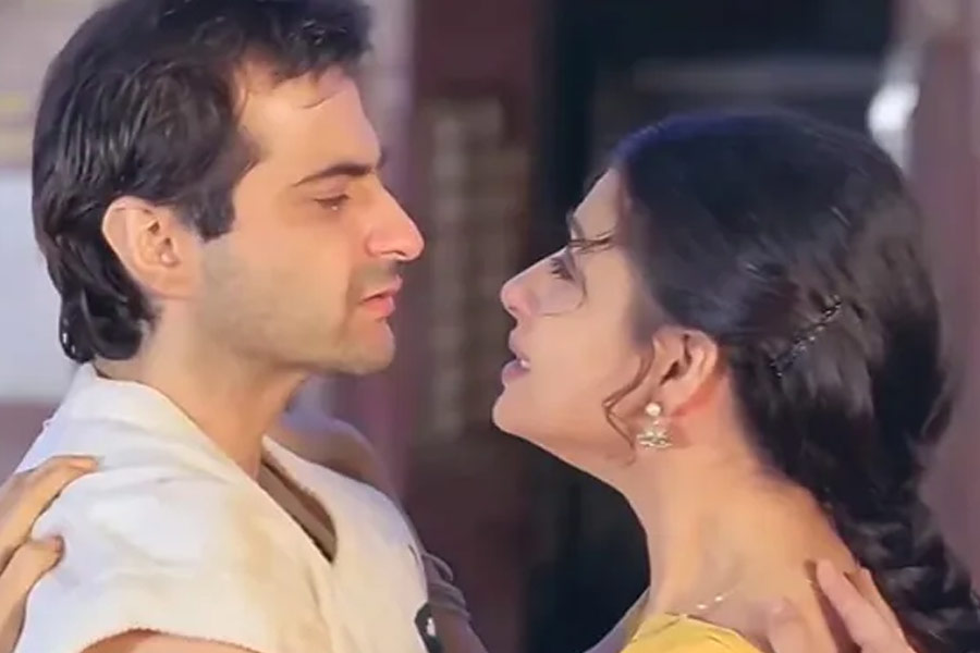 ২০০৬ সালে মুক্তিপ্রাপ্ত ‘পিয়া তোসে নয়না লাগে’ নামের একটি ভোজপুরি ছবি এবং ‘ভৈরবী’ নামের একটি হিন্দি ছবিতে শেষ অভিনয় করতে দেখা যায় প্রিয়াকে। তার পর বড় পর্দা থেকে রাতারাতি হারিয়ে যান তিনি।