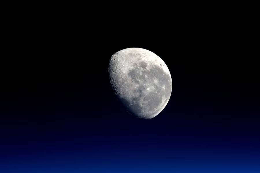 Russian president Vladimir Putin wants to install nuclear power unit in space, says source