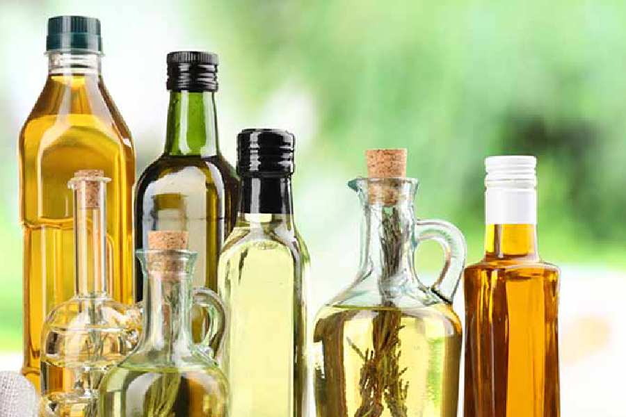 Five oils you should avoid while cooking