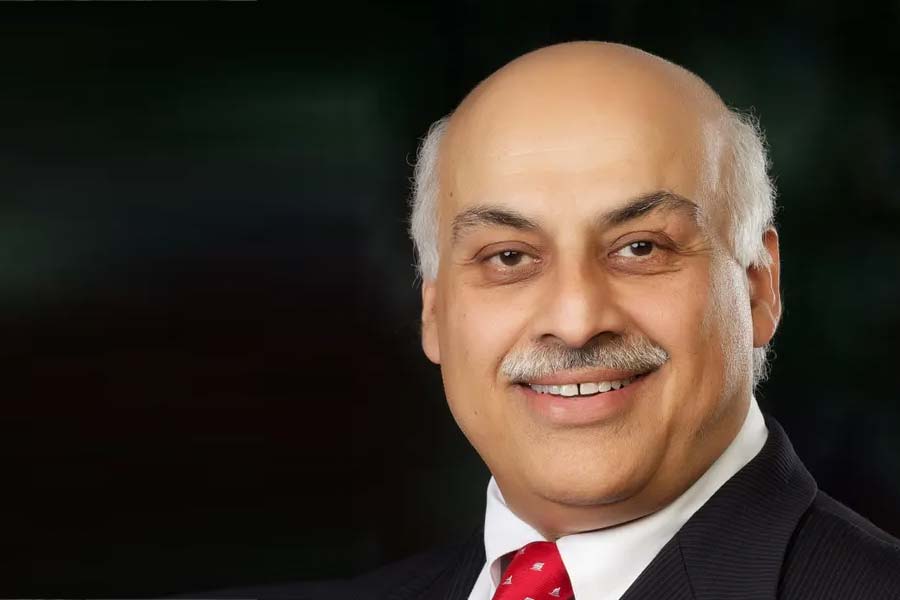 Vivek Chaand Sehgal is Australia’s Richest man, know his inspirational Story 