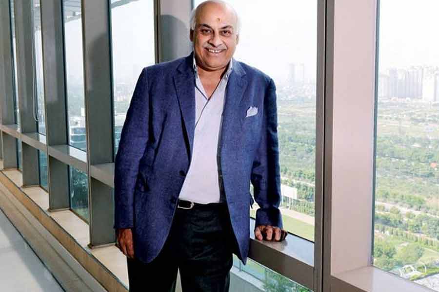 Vivek Chaand Sehgal is Australia’s Richest man, know his inspirational Story 