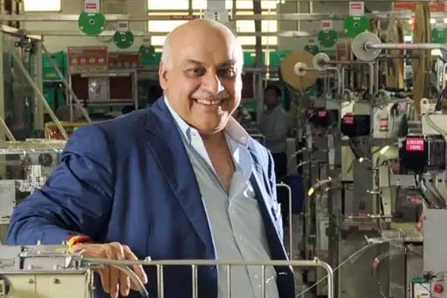 Vivek Chaand Sehgal is Australia’s Richest man, know his inspirational Story 