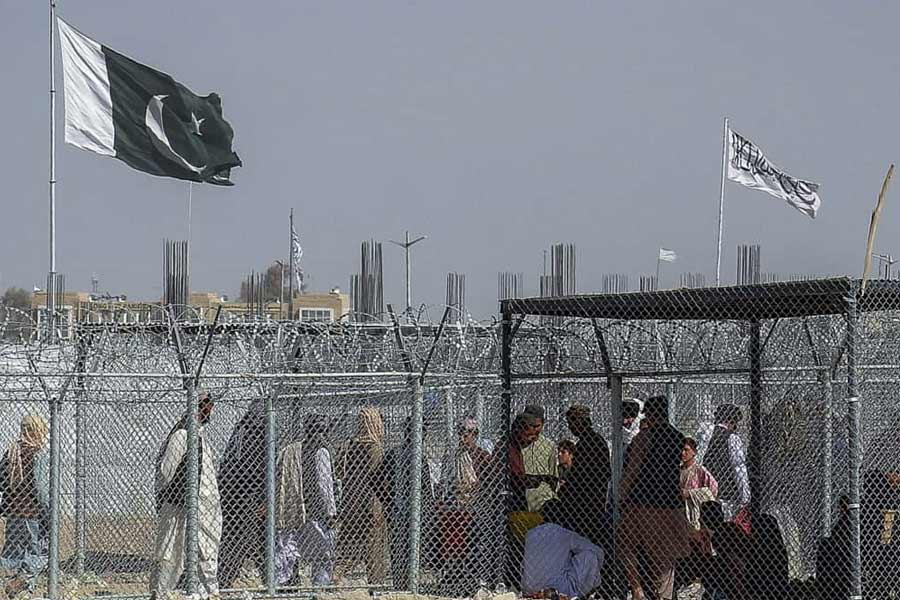 Pakistan and Afghanistan engages in attacks as tension intensifies between the neighbors