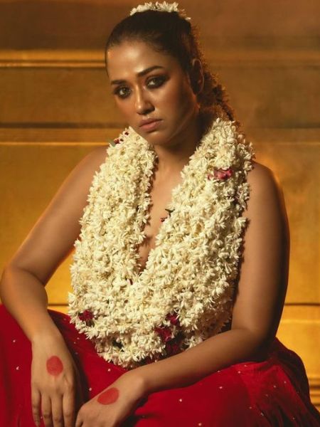 Sohini Sarkar trolled for her latest photoshoot netizens compares with Uorfi Javed dgtl