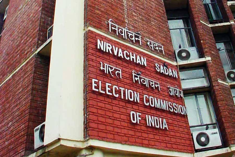 ECI appointed new additional election officer of West Bengal on Friday