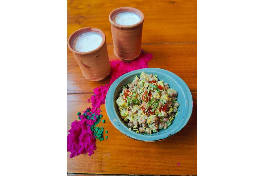 Restaurants in Kolkata where you can celebrate this holi with love ones