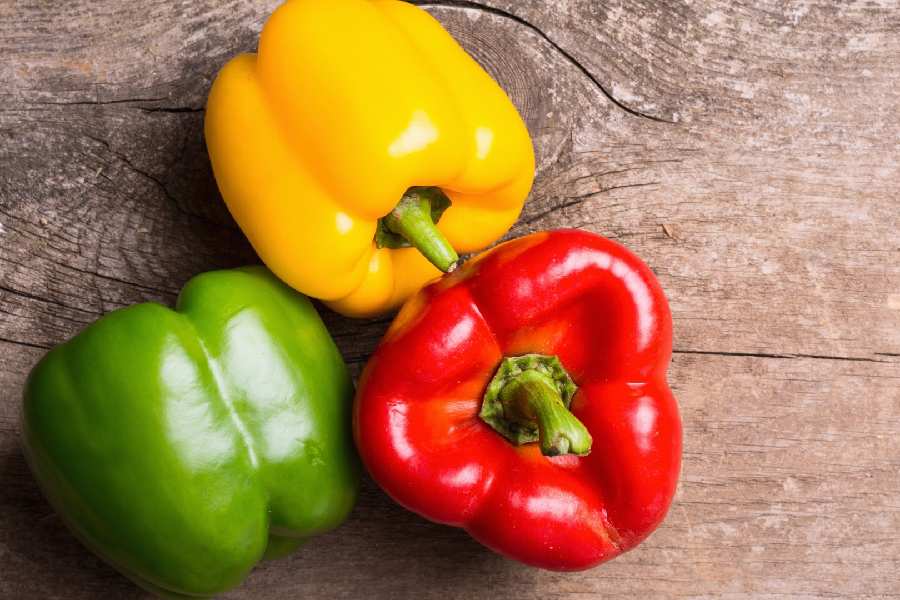 Foods that brighten and tighten your skin 