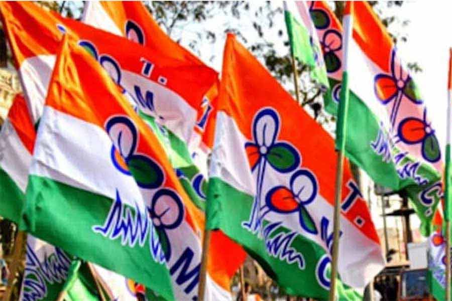 The BJP raised the allegation that some TMC leaders held a meeting with police officers amid the Lok Sabha Election 2024