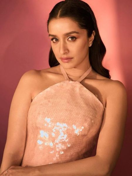 Shraddha Kapoor shares latest photoshoot fans made funny comments got hilarious reply dgtl