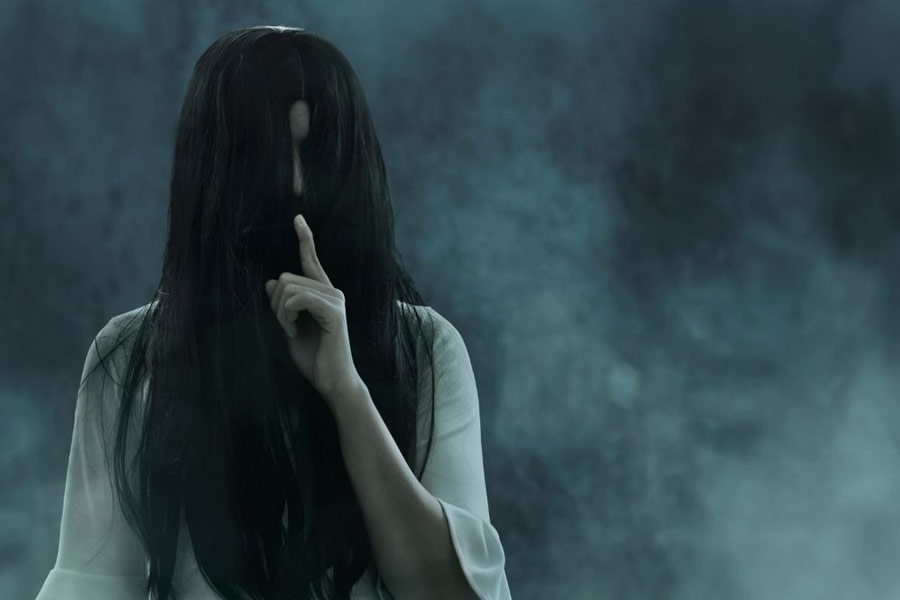 হাসপাতাল কর্মীদের অধিকাংশের দাবি, যে রোগীরা চিকিৎসার পরেও প্রাণে মারা যান, তাঁদের ‘আত্মা’ ঘোরাফেরা করে হাসপাতাল চত্বরে। হাসপাতালের বারান্দা, লিফ্‌ট এমনকি সিঁড়ি দিয়ে যাতায়াতের সময় এক অদ্ভুত অনুভূতি হয় কর্মীদের।