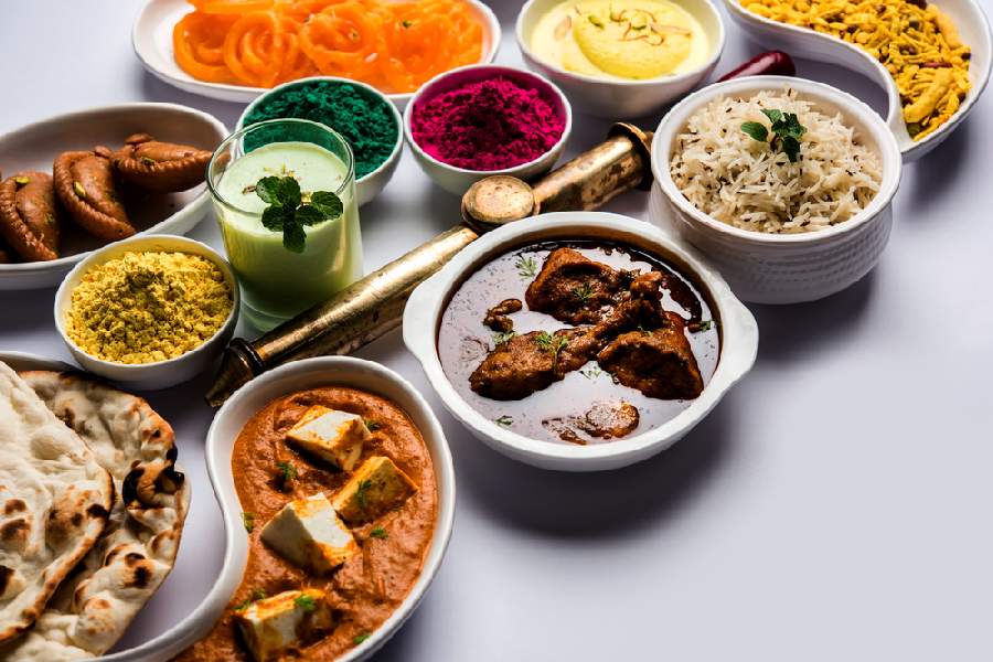 Tips and tricks to enjoy Holi recipes without adding extra kilos