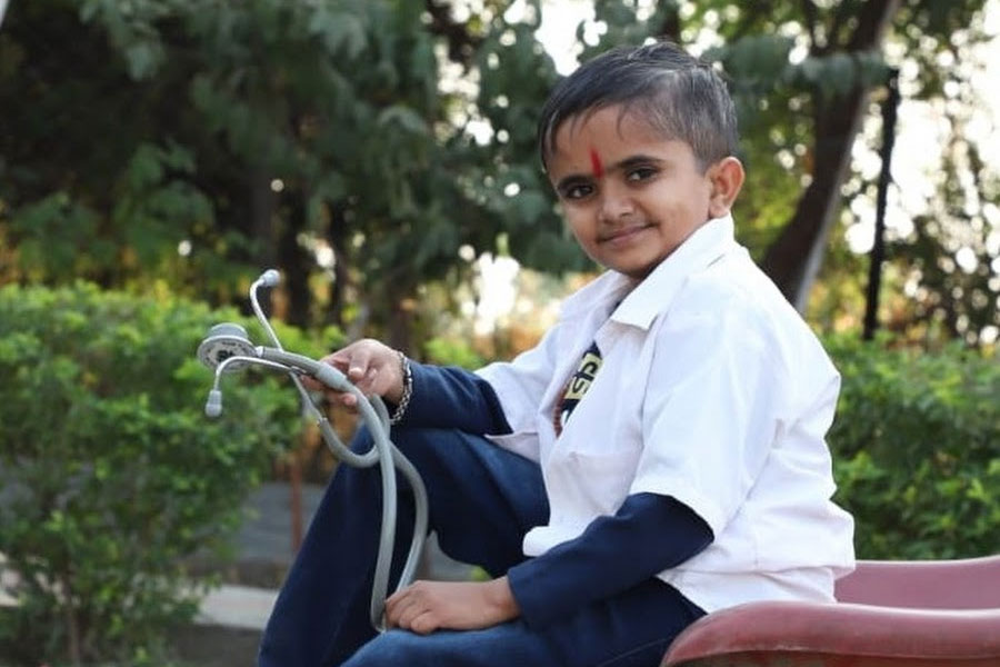 গণেশ ভেঙে পড়েননি। তিনি সুপ্রিম কোর্টের দ্বারস্থ হন। ২০১৮ সালে সেই মামলা জেতেন।