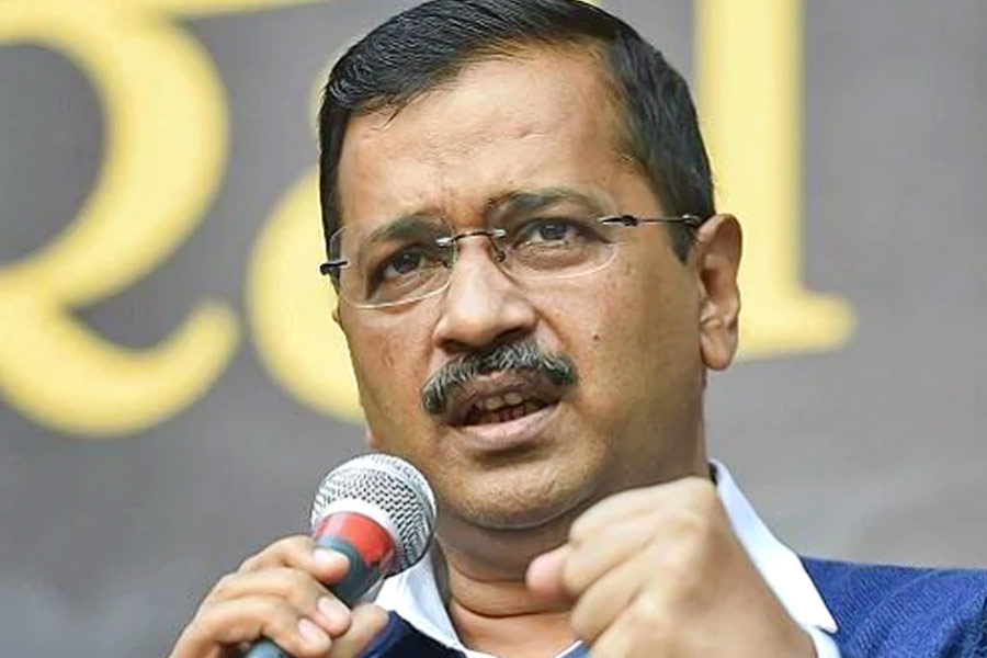 Who is Sunita Kejriwal ex IRS officer and wife of Delhi CM Arvind Kejriwal 