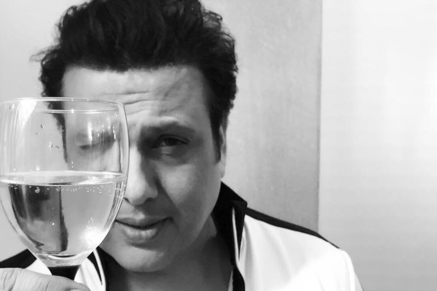 দলীয় সূত্রে খবর, আসন্ন লোকসভা নির্বাচনে গোবিন্দকে প্রার্থী করবেন কি না তা দিন কয়েকের মধ্যেই ঘোষণা করবে শিন্ডেসেনা। তবে গোবিন্দের আগে নাকি বলিপাড়ার অন্য তারকাদেরও প্রার্থী হিসাবে ভাবা হয়েছিল।