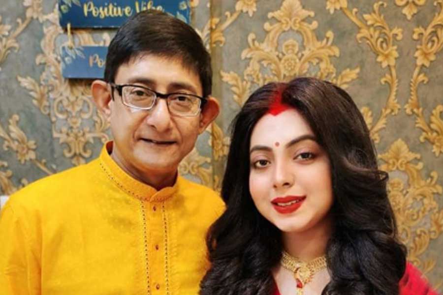 Bengali actor Kanchan Mullick’s wife Sreemoyee Chattoraj got hospitalised