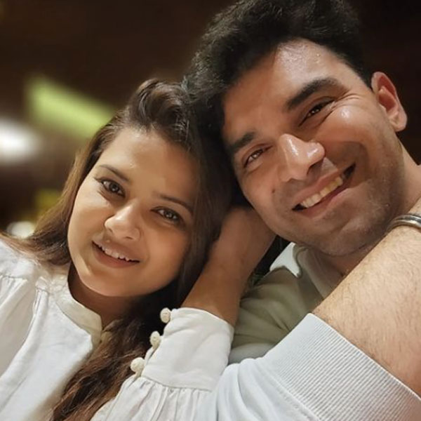 বিবেক ওবেরয় এবং জায়েদ খানের সঙ্গে ২০০৮ সালে মুক্তিপ্রাপ্ত ‘মিশন ইস্তানবুল’ ছবিতে অভিনয় করেন নিকিতিন। একই বছর পর পর দু’টি ছবি মুক্তির পর তিন বছর অন্য কোনও ছবিতে অভিনয় করতে দেখা যায়নি তাঁকে।