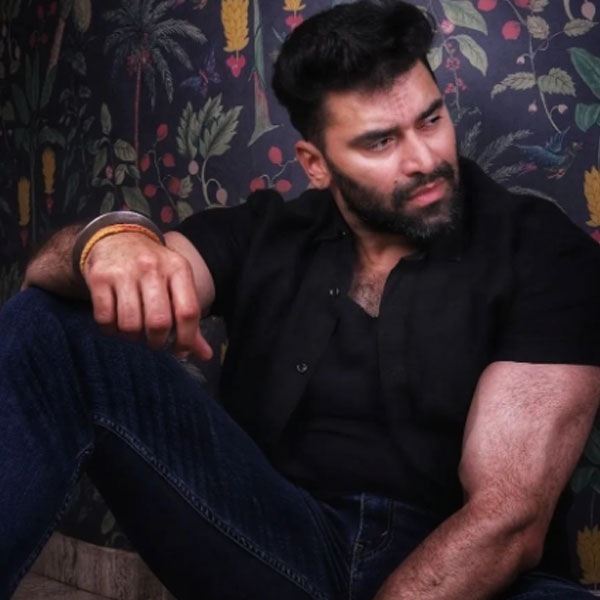 ২০১১ সালের পর নিকিতিনের কেরিয়ারে নয়া মাইলফলক তৈরি হয়। ২০১১ সালে মুক্তিপ্রাপ্ত ‘রেডি’ এবং ২০১২ সালে মুক্তি পাওয়া ‘দবং ২’ ছবিতে সলমন খানের সঙ্গে অভিনয় করতে দেখা যায় নিকিতিনকে।