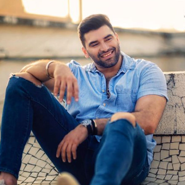 ২০২২ সালে রোহিত শেট্টির পরিচালনা এবং প্রযোজনায় মুক্তি পাওয়া ‘সার্কাস’ ছবিতে অভিনয় করেন নিকিতিন। এই ছবিতে ক্যামিয়ো চরিত্রে অভিনয় করতে দেখা যায় তাঁকে। ‘সার্কাস’-এর পর আর কোনও হিন্দি ছবিতে অভিনয় করতে দেখা যায়নি নিকিতিনকে।