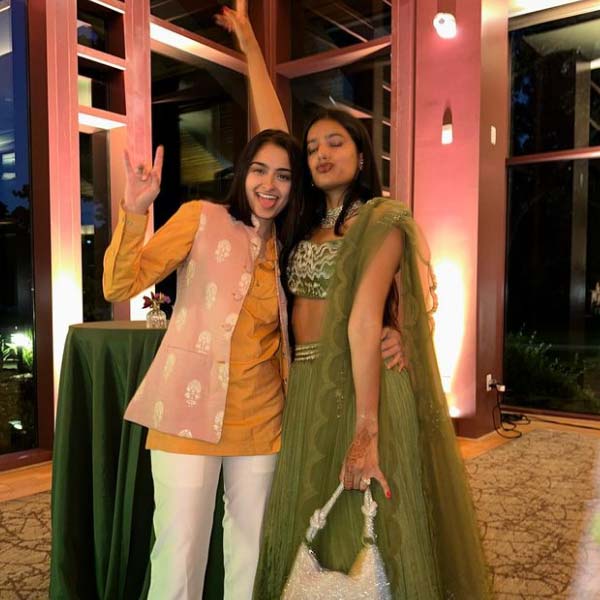 Same sex Influencers couple who are from India and Pakistan, Split weeks before wedding