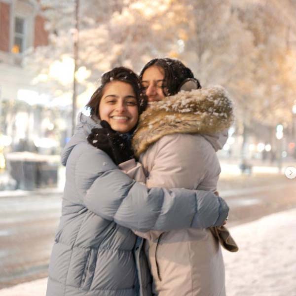 Same sex Influencers couple who are from India and Pakistan, Split weeks before wedding