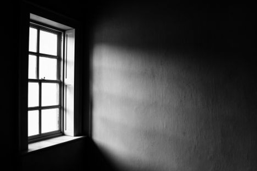 বর্তমানে চার্লভিলে ম্যানসনের মালিকানা রয়েছে এক ভারতীয়ের কাছে। তিনি অট্টালিকার প্রতিটি ঘর নতুন করে সাজিয়ে তুলেছেন। তবুও এখনও নাকি এই অট্টালিকা ‘ভূতুড়ে’।