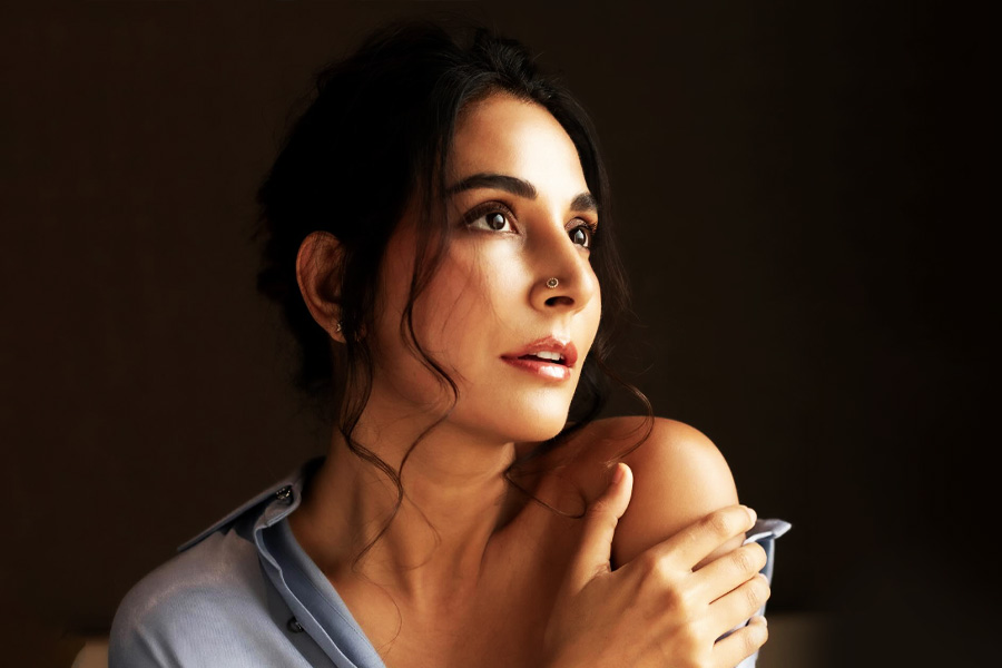 Meet bollywood actress Monica Dogra, who came out as pansexual and was secretly married