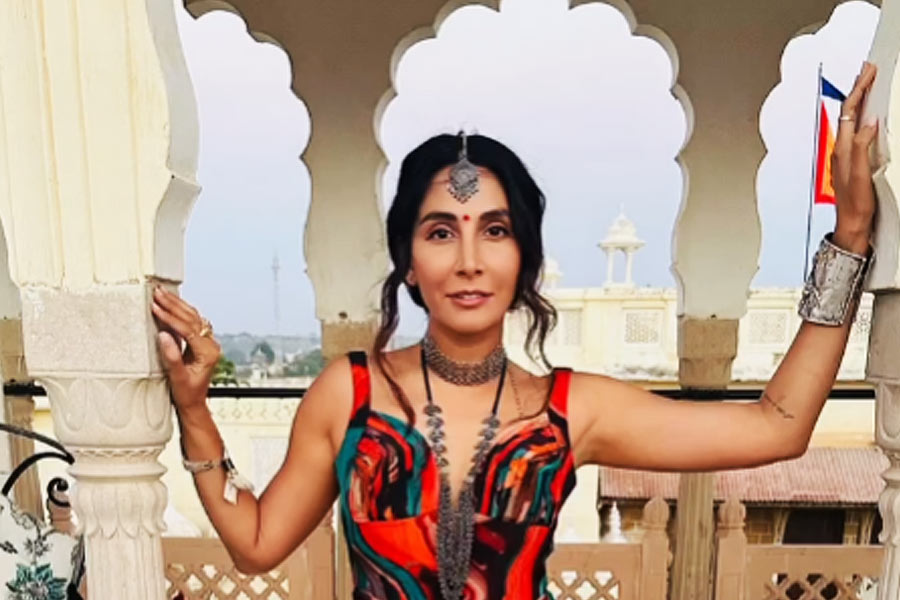 Meet bollywood actress Monica Dogra, who came out as pansexual and was secretly married