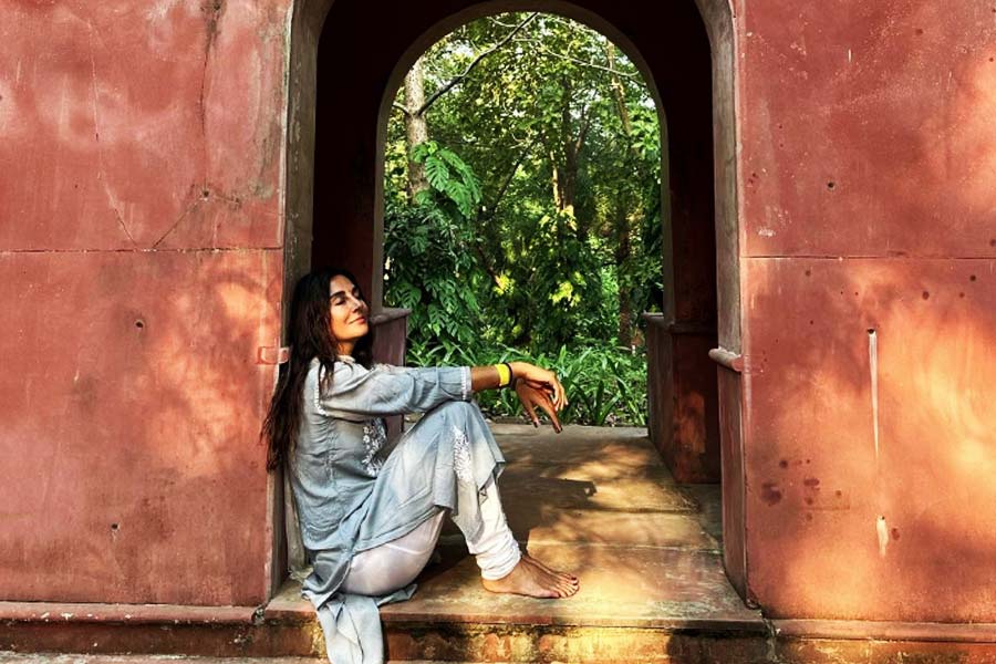 Meet bollywood actress Monica Dogra, who came out as pansexual and was secretly married