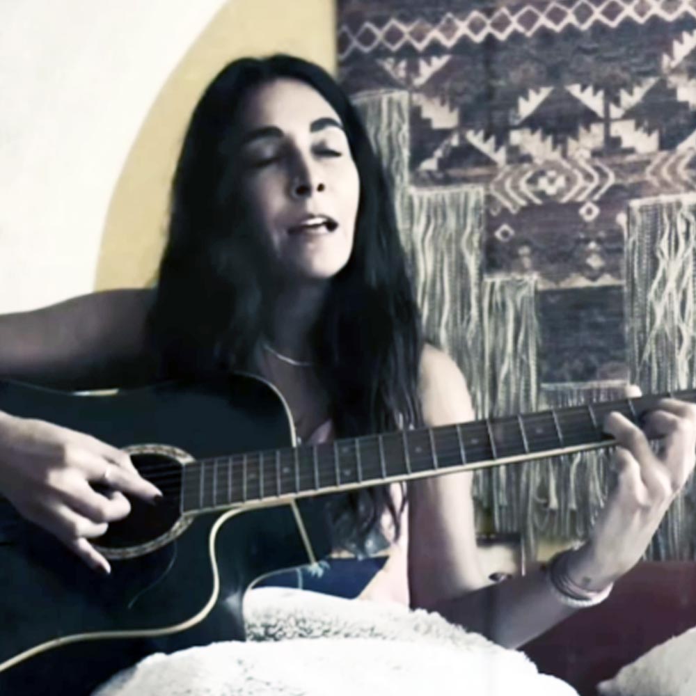 Meet bollywood actress Monica Dogra, who came out as pansexual and was secretly married