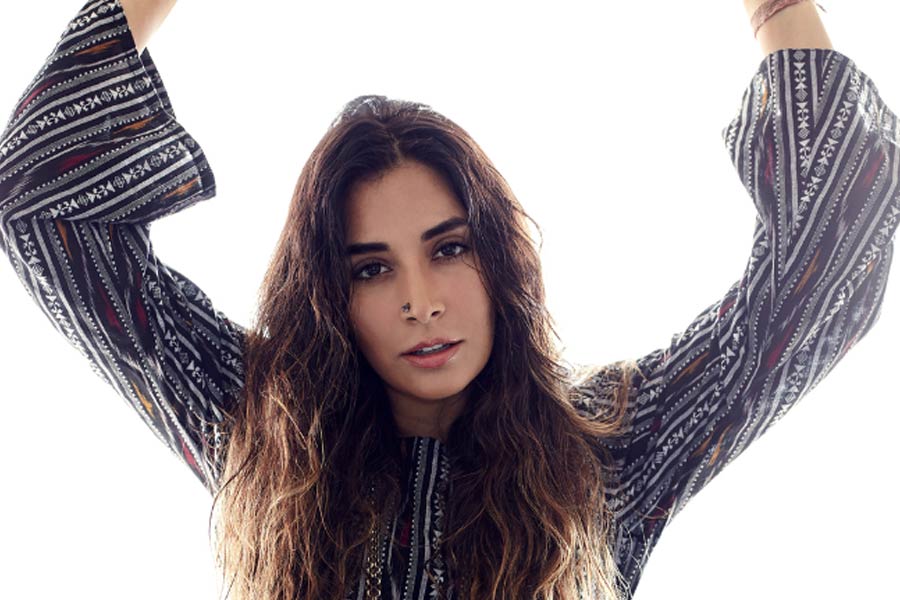 Meet bollywood actress Monica Dogra, who came out as pansexual and was secretly married