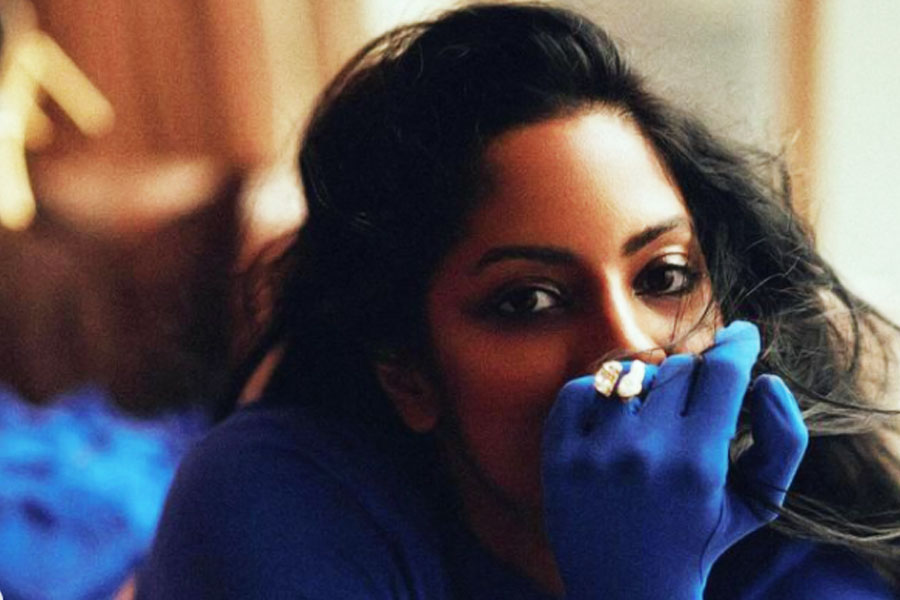 সাক্ষাৎকারে শ্রেয়া বলেছিলেন, ‘‘আমি যখন ছোট ছিলাম তখন আমাদের বাড়িতে রবি শাস্ত্রী এবং সন্দীপ পাটিল এসেছিলেন। ওঁরা বাবাকে জানিয়েছিলেন যে আমার কণ্ঠস্বর সুন্দর। তাঁদের এই মন্তব্যই আমার কাছে মূল্যবান।’’