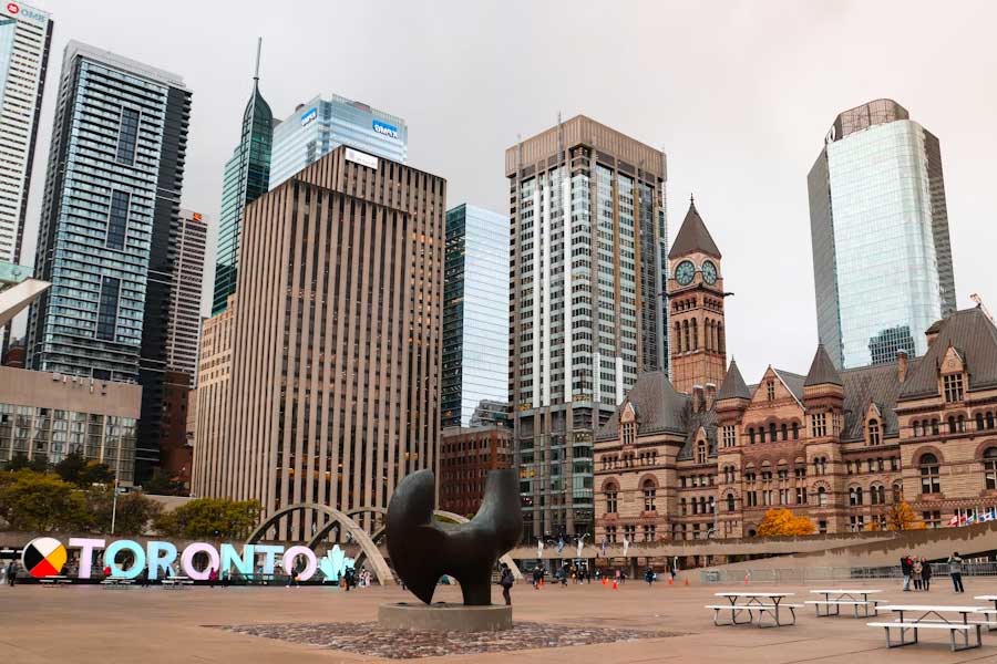 টরন্টোর পুর প্রশাসন ‘বৃষ্টি কর’ নিয়ে সাধারণ মানুষের সঙ্গে লাগাতার আলোচনা করে চলেছে।