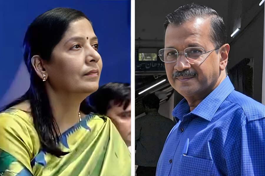 Sunita Kejriwal may ba next CM in Delhi claim Anurag Thakur
