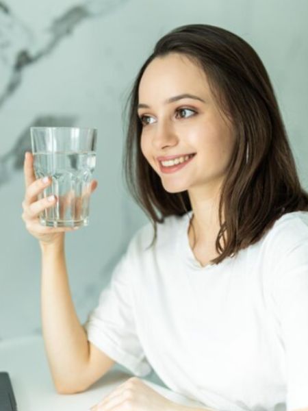 7 benefits of drinking hot water every morning dgtl