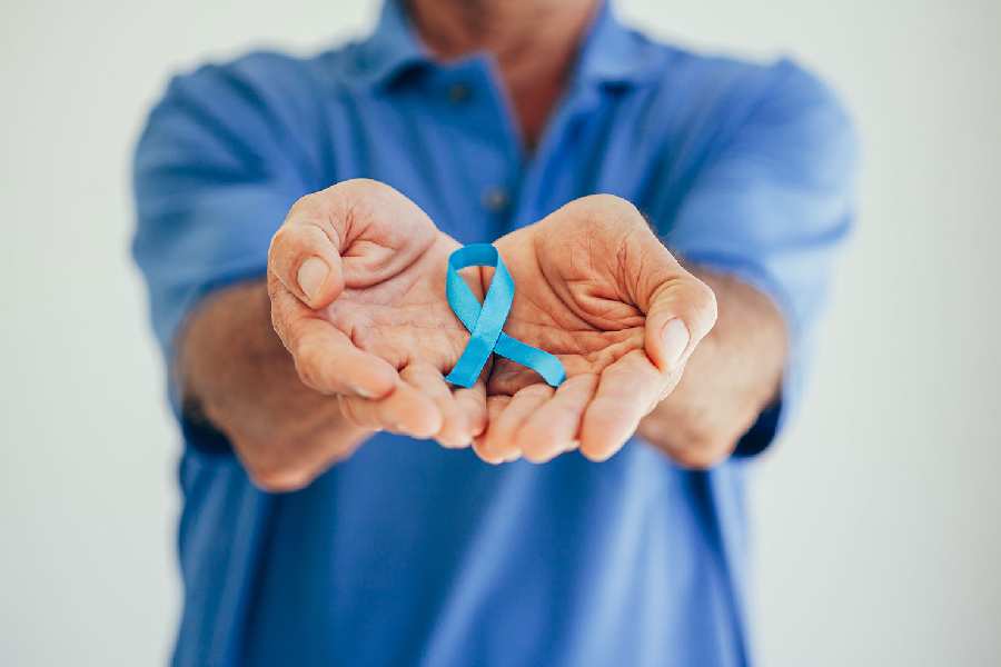 What are the warning signs of prostate cancer