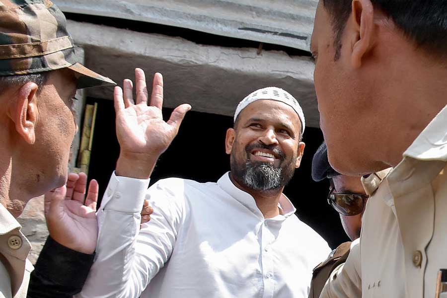 Yousuf Pathan from cricketer to TMC candidate in Lok Sabha poll 