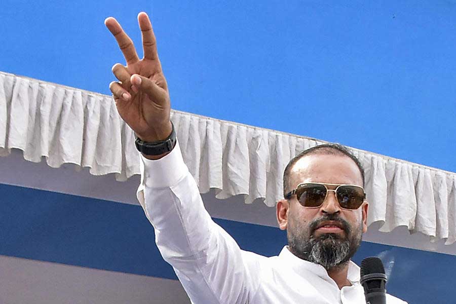 Yousuf Pathan from cricketer to TMC candidate in Lok Sabha poll 