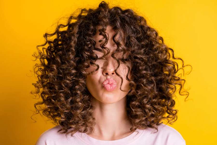 How to easily maintain curls in this summer