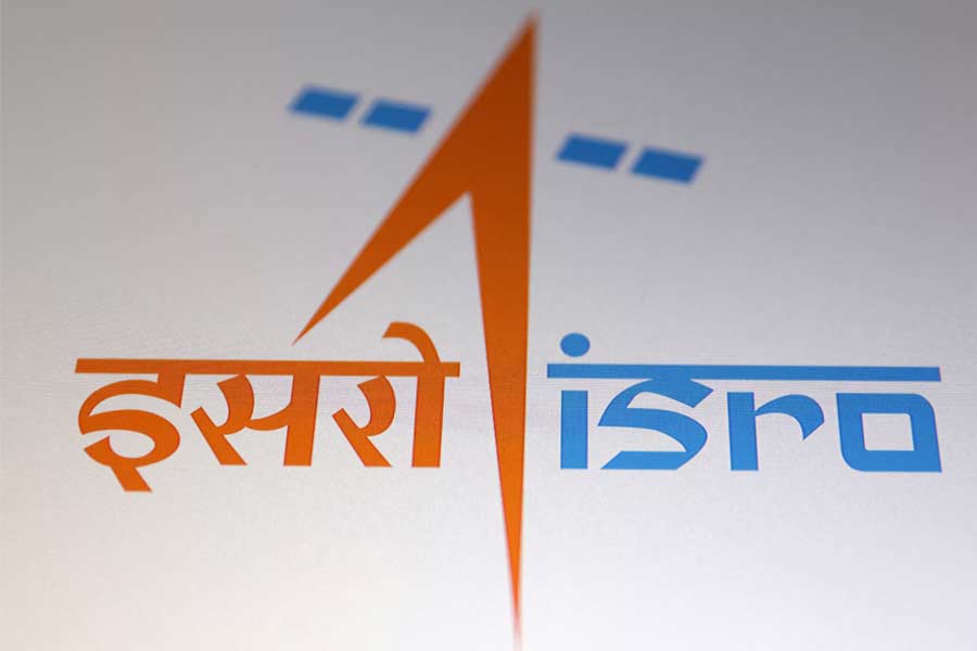 এর আগে মাত্র চারটি মহাকাশ সংস্থার কাছে নিজেদের তৈরি পরমাণু ঘড়ি ছিল। ইসরো সেই তালিকায় পঞ্চম।