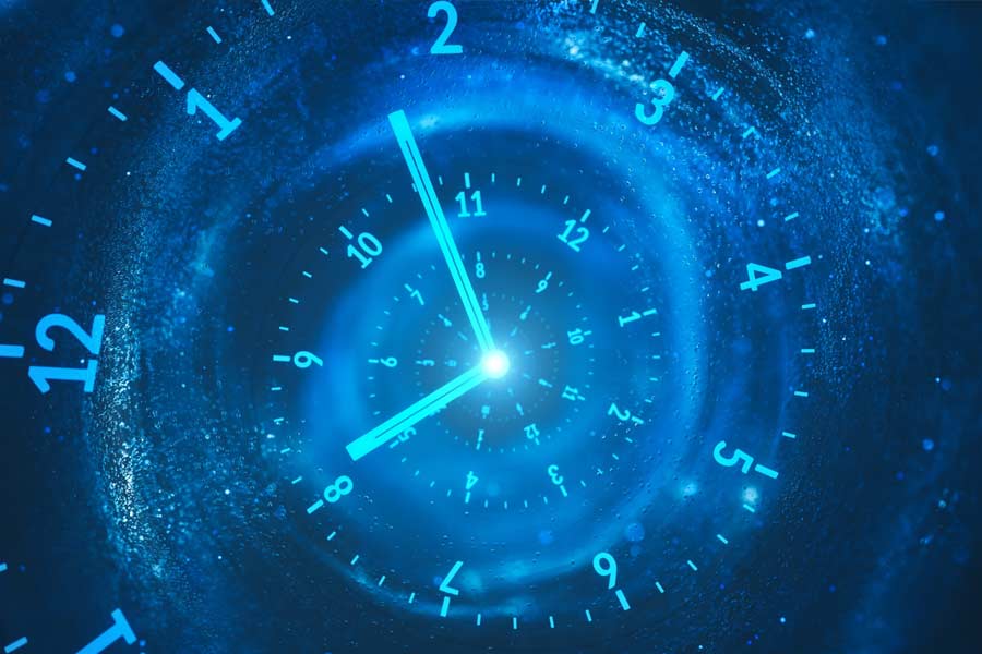 পরে দেখা যায়, ২১টি পরমাণু ঘড়ির মধ্যে ন’টি ত্রুটি ছিল। ফলে পরের দু’টি উপগ্রহে চারটি করে পরমাণু ঘড়ি পাঠানো হয়েছিল। দশমটিতে নিজেদের তৈরি রুবিডিয়াম ঘড়ি পাঠিয়েছে ভারত।