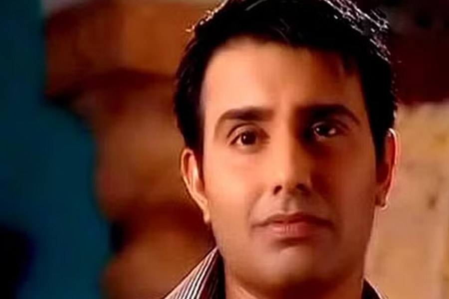 ভিডিয়ো জকি হিসাবে সঞ্জীতের পরিচিতি থাকায় তাঁকে ‘সঞ্জীবনী’ ধারাবাহিকে অভিনয়ের প্রস্তাব দেওয়া হয়। সঞ্জীতের যেন স্বপ্নপূরণ হল। খুব কম সময়ের মধ্যে ওই ধারাবাহিকে অভিনয় করে দর্শকমনে জায়গা করে নেন সঞ্জীত।