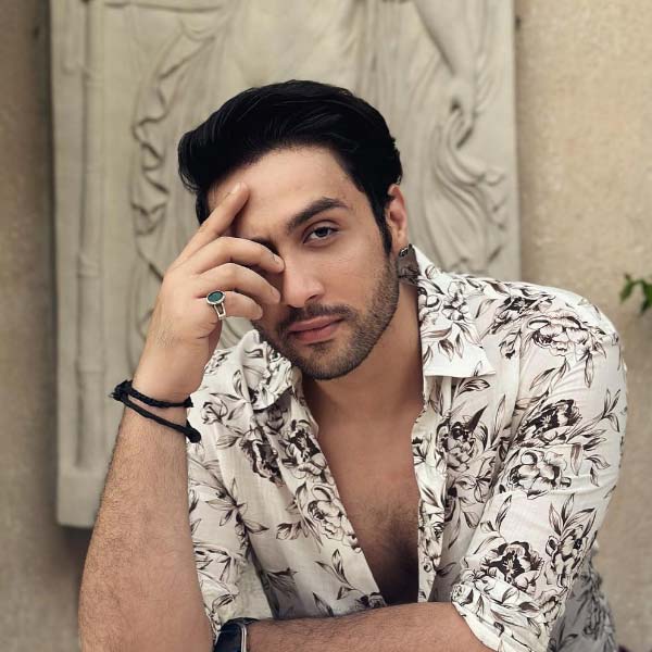  Adhyayan Suman