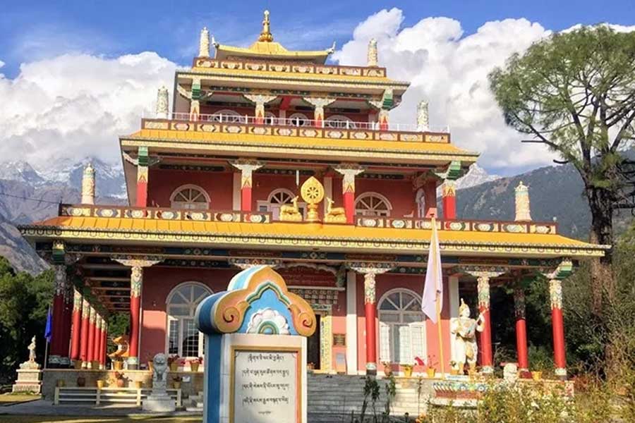 You can choose Khajjiar in Himachal Pradesh as travel destination to make all your Switzerland dreams come true