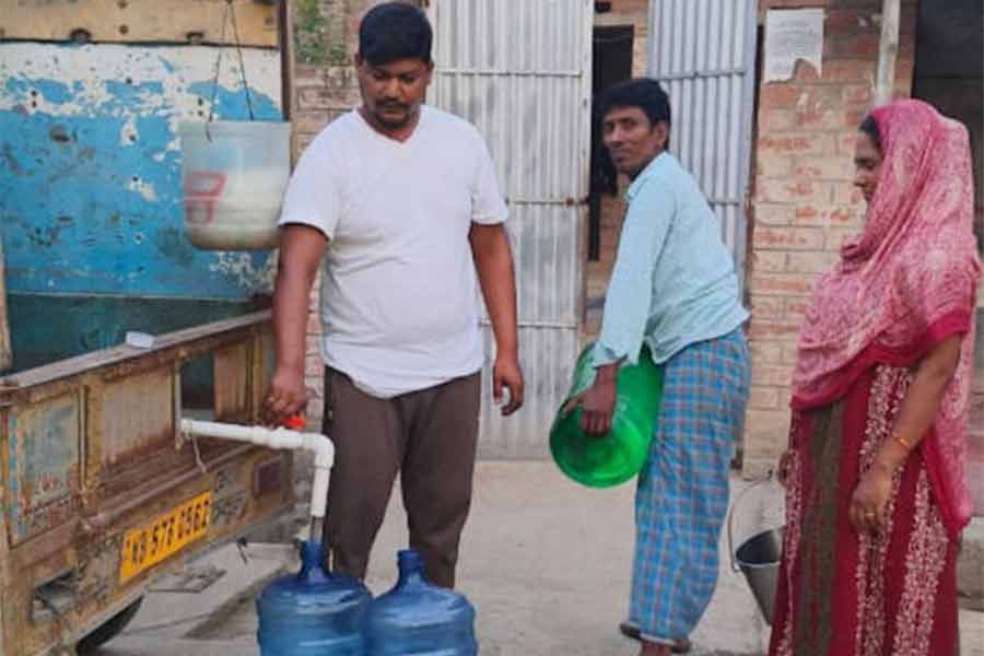 Villagers of Humaipur Panchayat of Murshidabad suffering from water crisis in this scorching summer