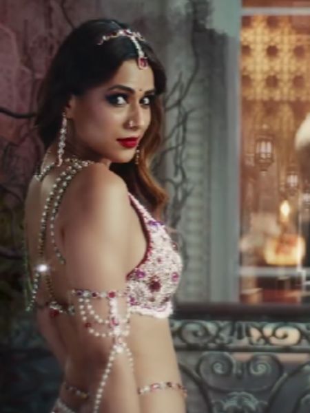 Fans shocked to see Nia Sharma's devil look in 'Suhagan Chudail' dgtl