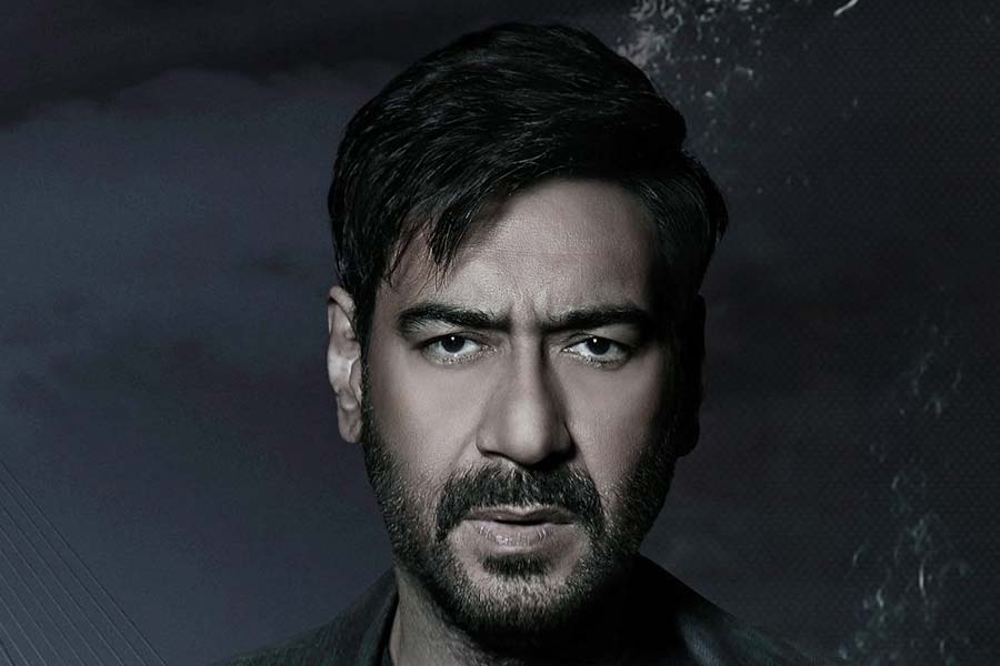 ‘রুদ্র: দ্য এজ অফ ডার্কনেস’ ওয়েব সিরিজ়ের এক একটি পর্বে অভিনয়ের জন্য প্রায় ২১ কোটি টাকা পান বলি অভিনেতা অজয়।